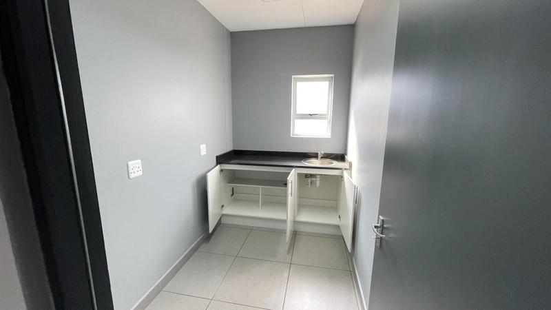 To Let commercial Property for Rent in Greenbushes Eastern Cape